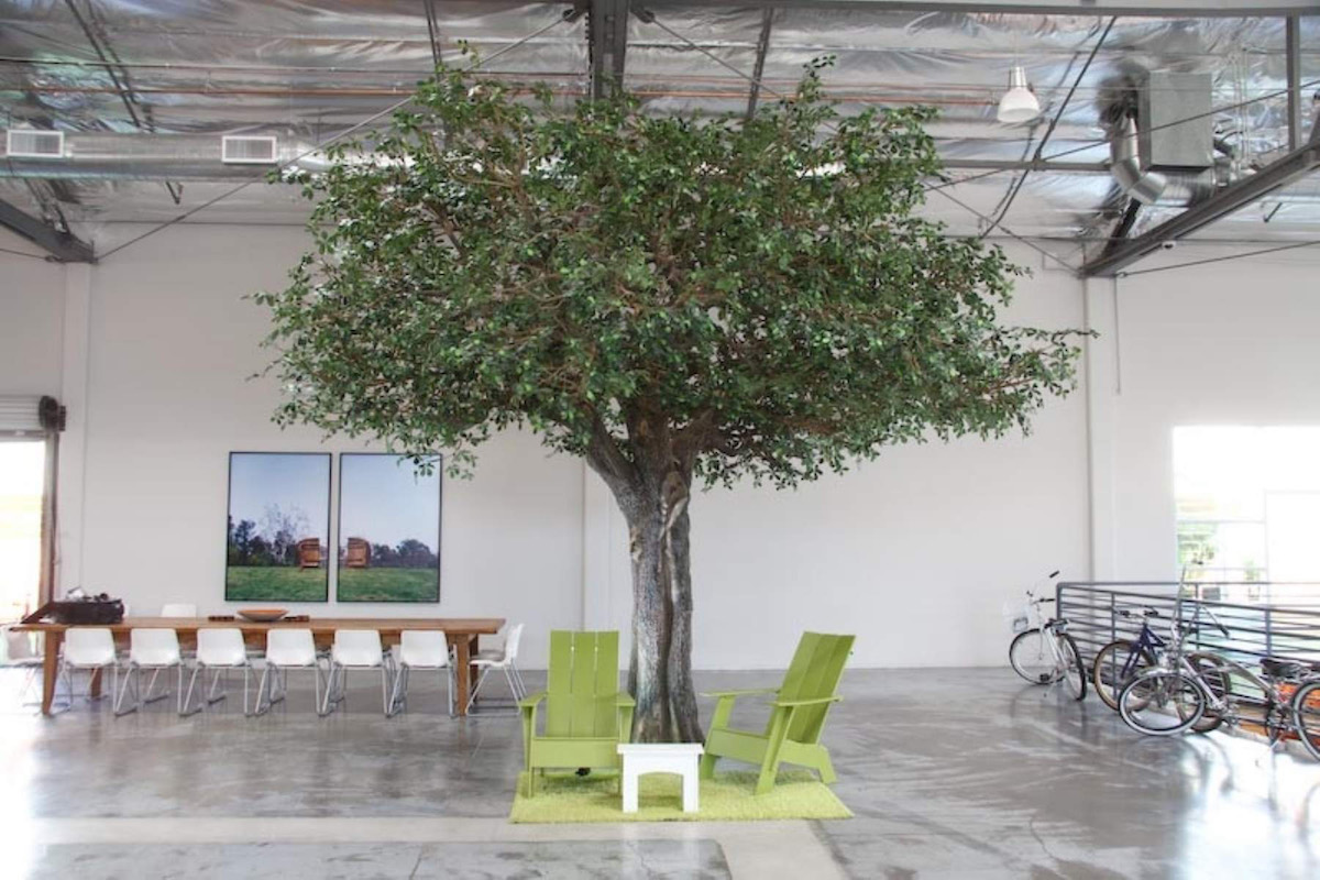 Oak Tree, Pitch Agency Corporate Office - NatureMaker Steel Art Trees